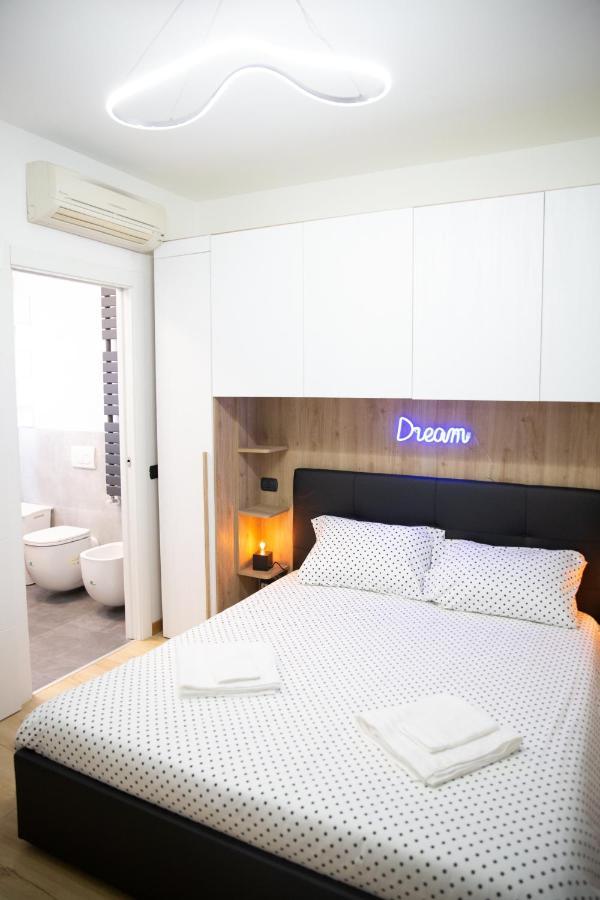 Apartmán Sweet House Meda Milán Exteriér fotografie